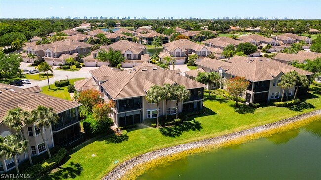 Building Photo - 4752 Stratford Ct