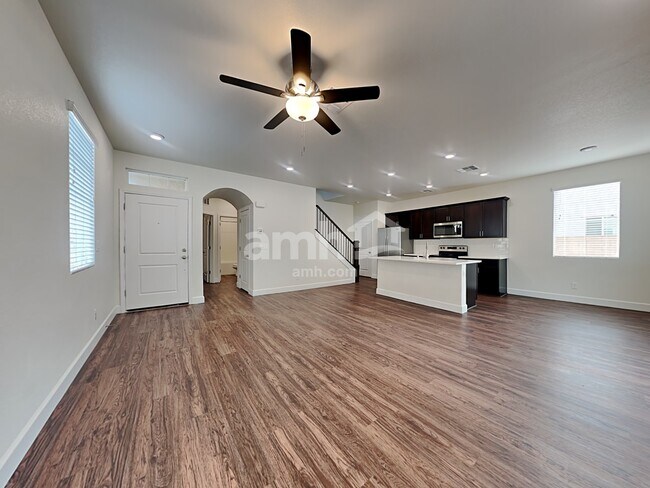 Building Photo - 1714 Viaggio Ave