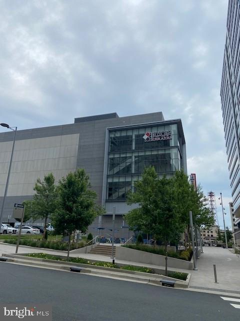 Building Photo - 8380 Greensboro Dr