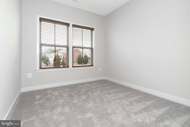 Building Photo - 11003 Resort Road