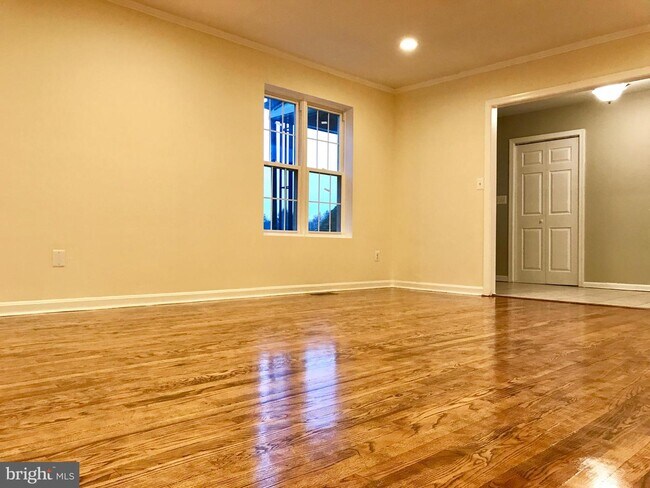 Building Photo - 13447 Chris Mar Ct