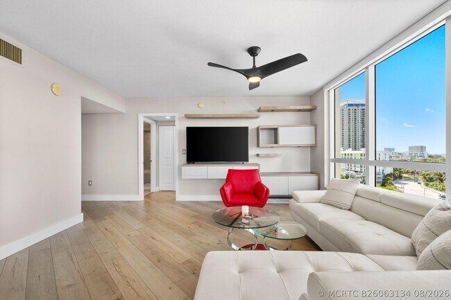 Building Photo - 600 W Las Olas Blvd