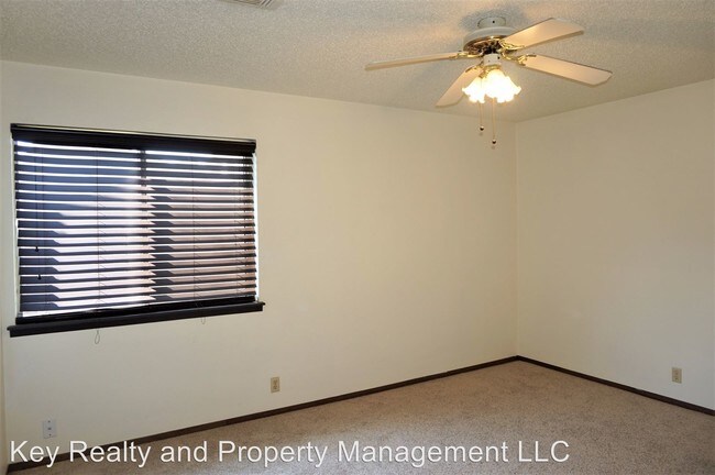 Building Photo - 9763 Hefner Village Blvd