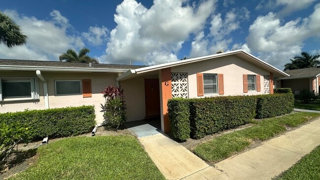 Building Photo - 2723 Dudley Dr W