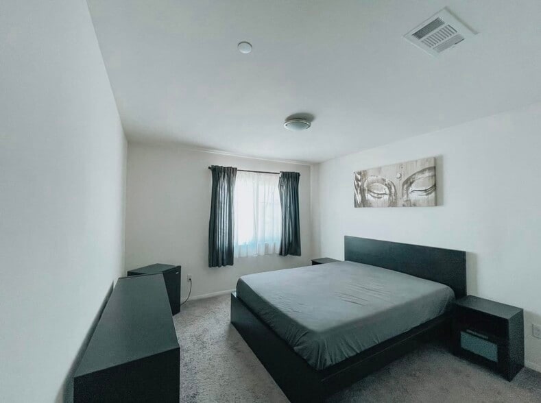 Building Photo - 44127 Chaparral Dr