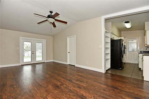 Building Photo - 2957 Rouen Ave