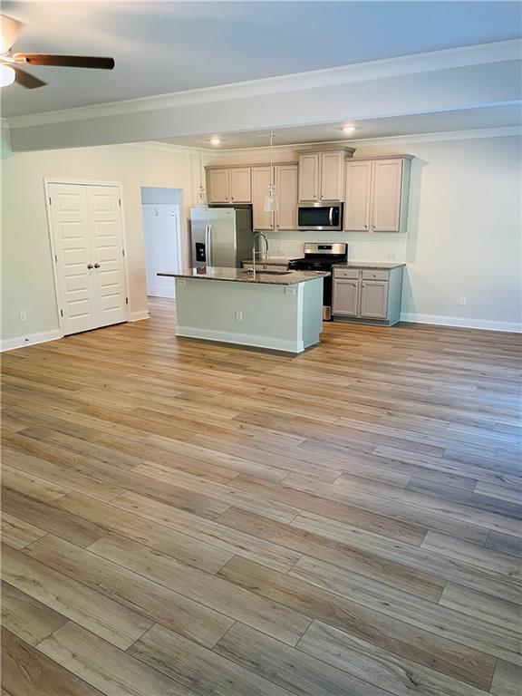 Building Photo - 3030 Westgate Park Dr