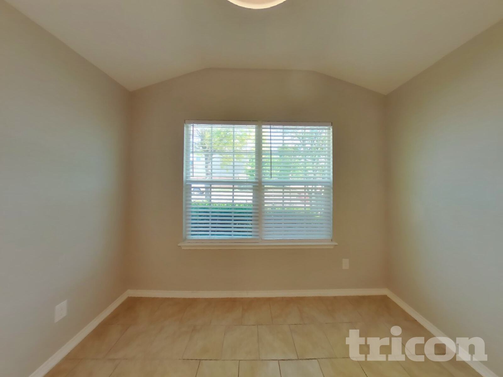 Building Photo - 2023 Emerald Edge