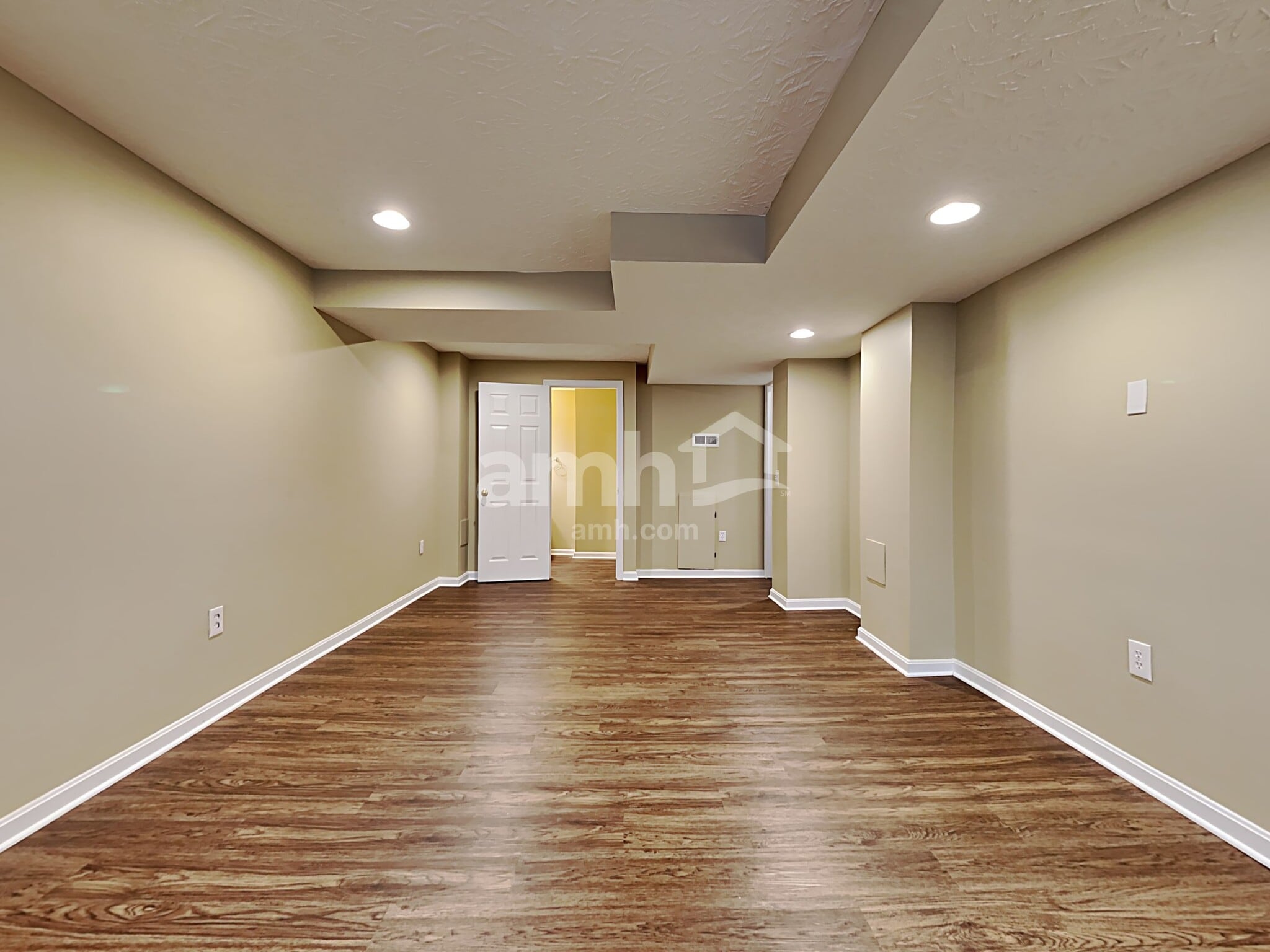 Building Photo - 935 Stone Ridge Ln