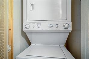 Building Photo - 13002 Leader St