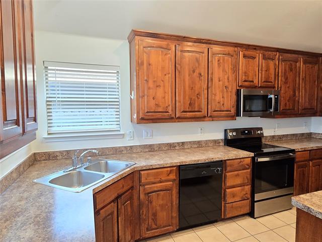 Building Photo - 124 Bridlewood St