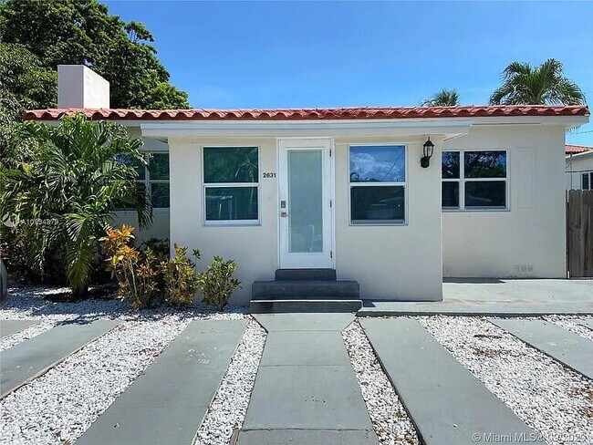 Primary Photo - 2631 SW 30th Ct