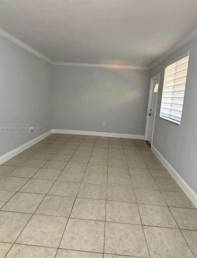 Building Photo - 1152 NW 3rd St