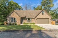 Building Photo - 13 Hinckley Cir