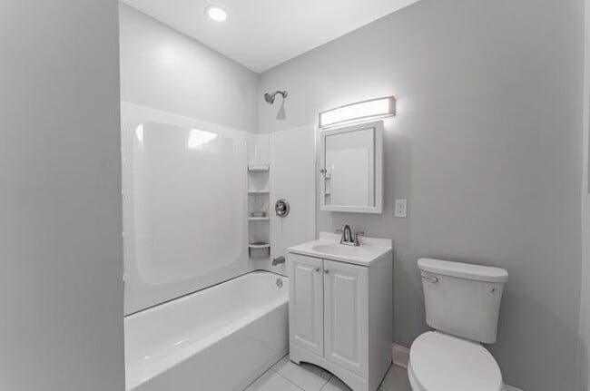 Building Photo - 3408 W Carroll Ave