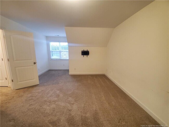 Building Photo - 1717 Cherrypoint Dr