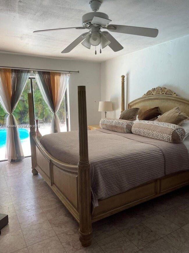 Building Photo - Southwest 90th Terrace, Miami, FL 33186 - 3 BR 2 BA house