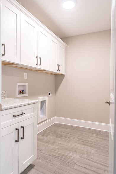 Building Photo - 315 Mashie Ct