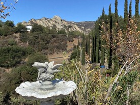 Building Photo - 1620 Old Topanga Canyon Rd