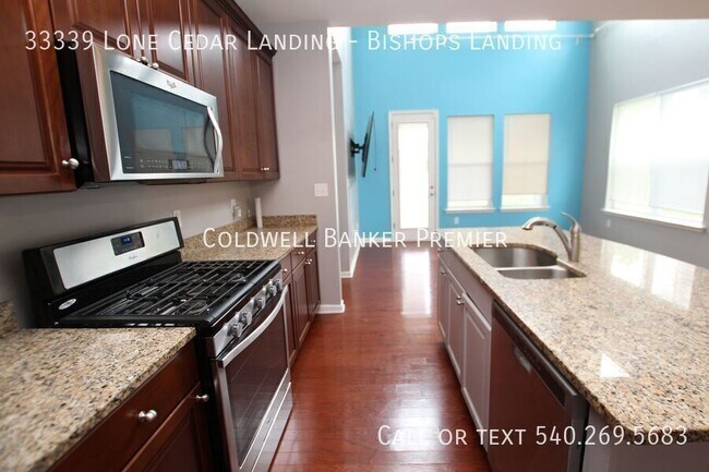Building Photo - 33339 Lone Cedar Landing