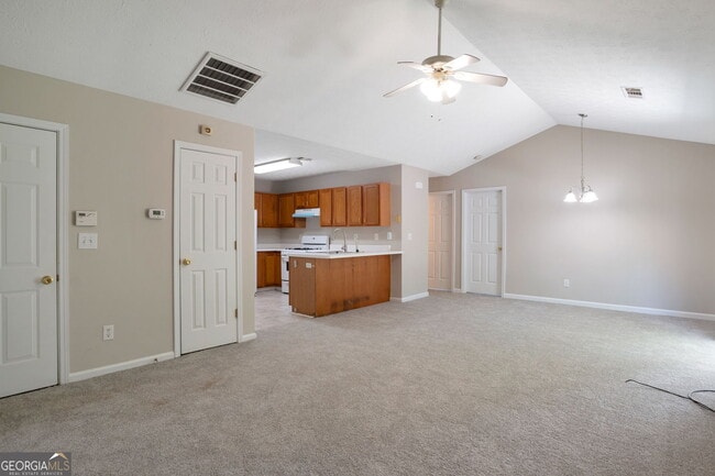 Building Photo - 413 Autumn Lake Ct