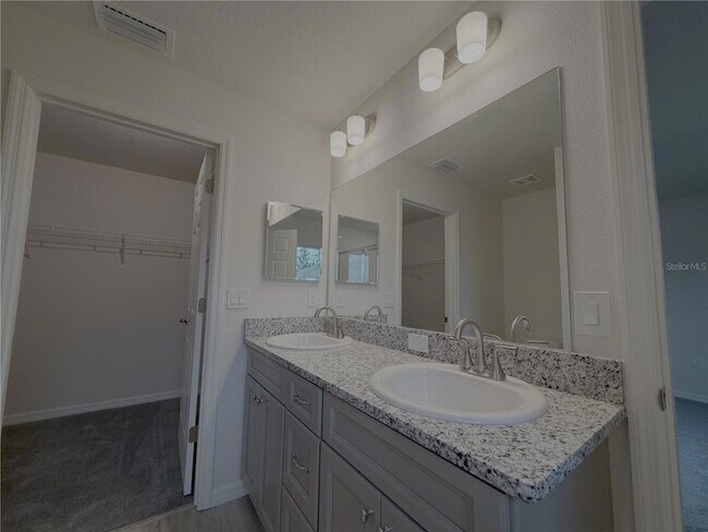 Building Photo - 678 Walkertown Dr