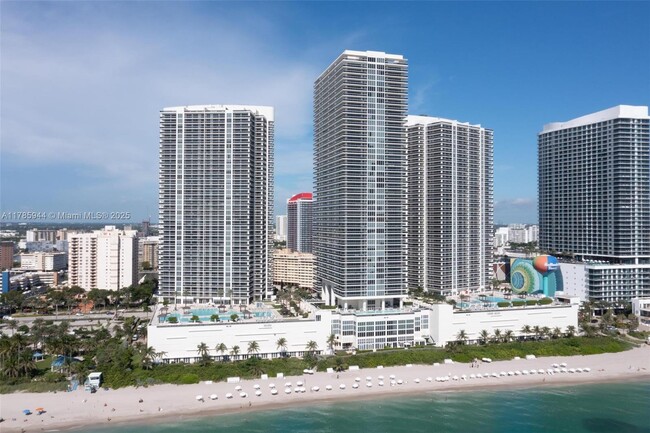 Building Photo - 1830 S Ocean Dr