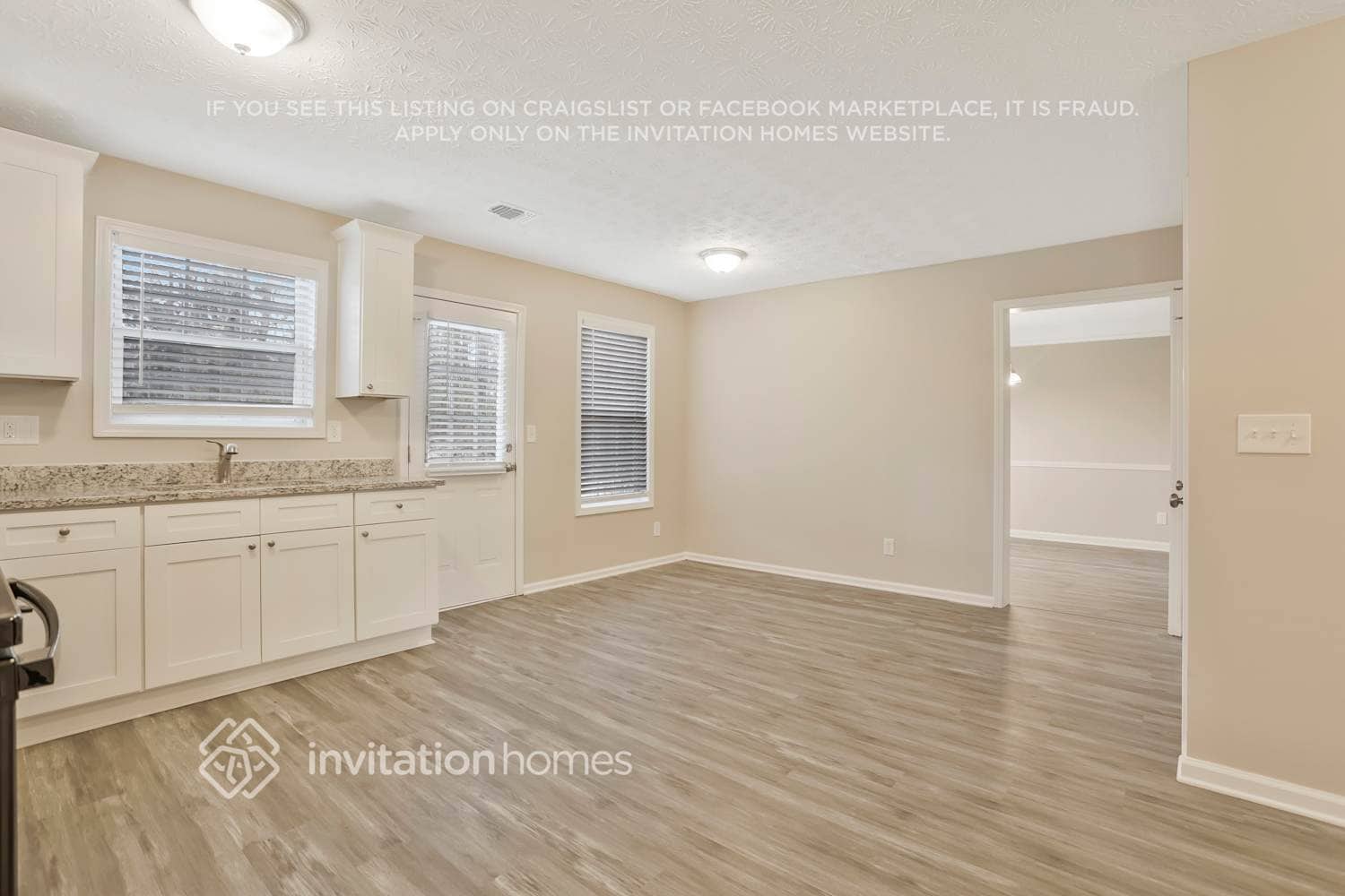 Building Photo - 3422 Kittery Dr SW