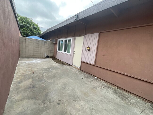 Building Photo - 7711 Fillmore Dr