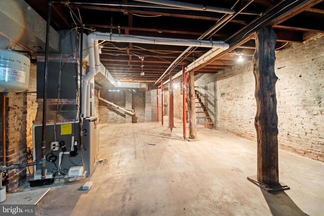 Building Photo - 1522 Swann St NW