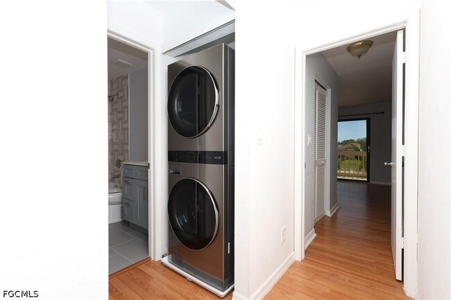 Building Photo - 26510 Southern Pines Dr