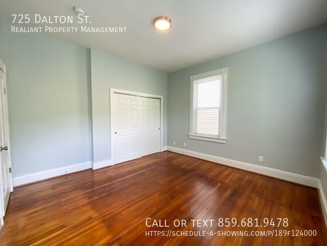 Building Photo - 725 Dalton St
