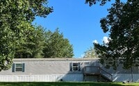 Building Photo - 120 Shamrock Park Dr