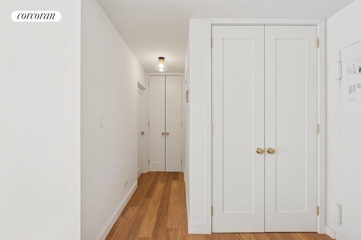 Building Photo - 501 E 87th St