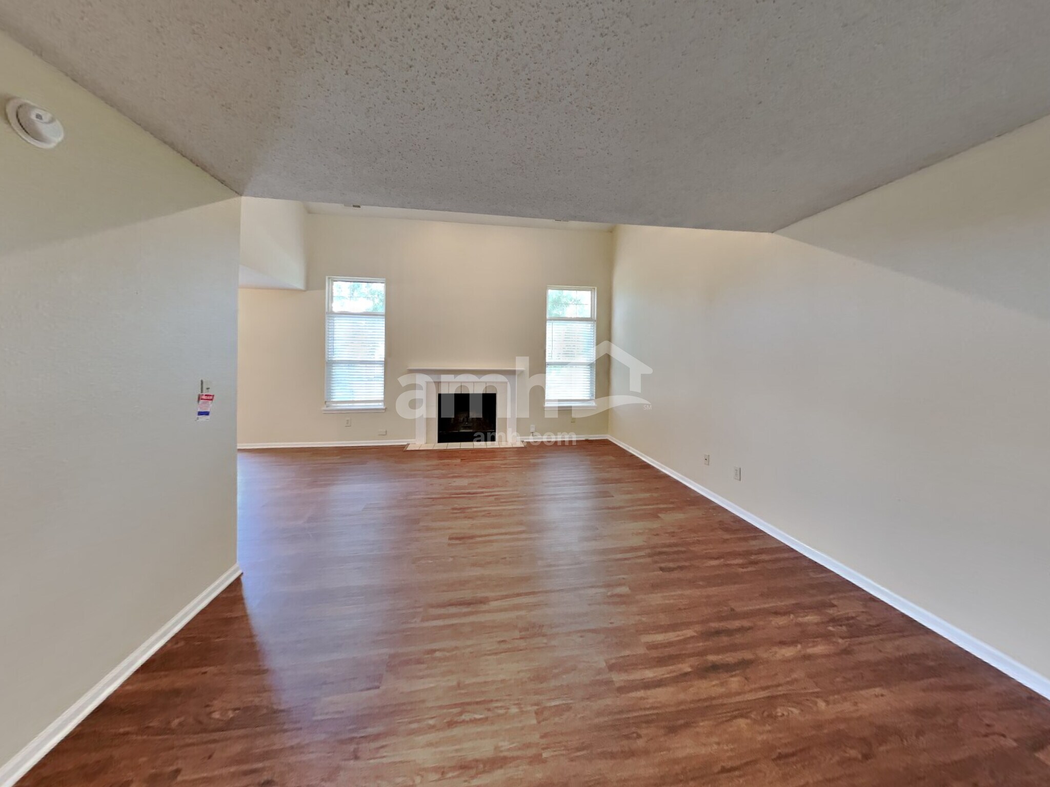 Building Photo - 7703 Vincent Ct