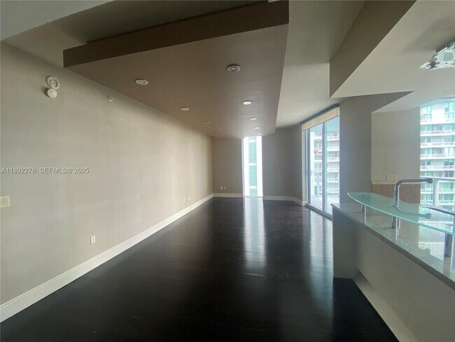 Building Photo - 185 SW 7th St