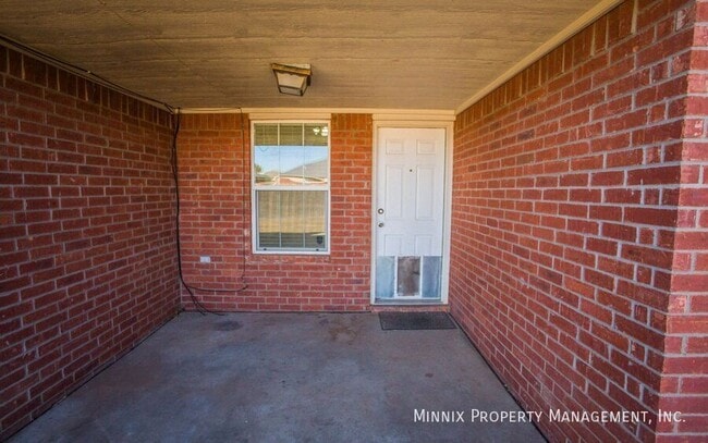 Building Photo - 6704 9th St