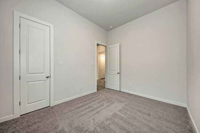 Building Photo - 4411 Hannover Wy
