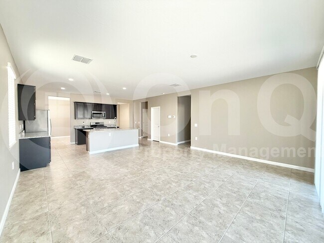 Building Photo - 30932 W Verde Ln