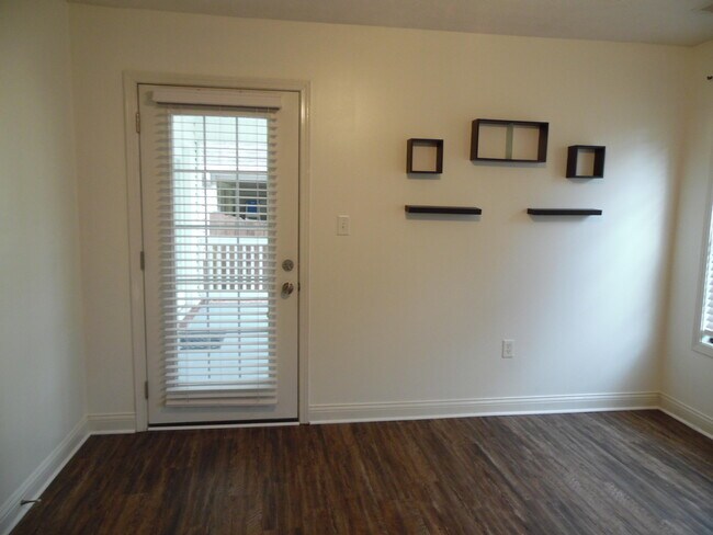 Building Photo - 1064 Brick House Ln