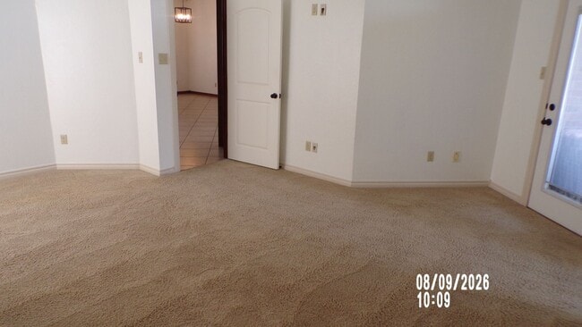 Building Photo - 114 Sandy Trail Cir