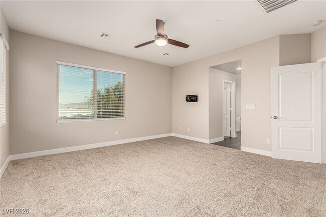 Building Photo - 788 Forest Peak St