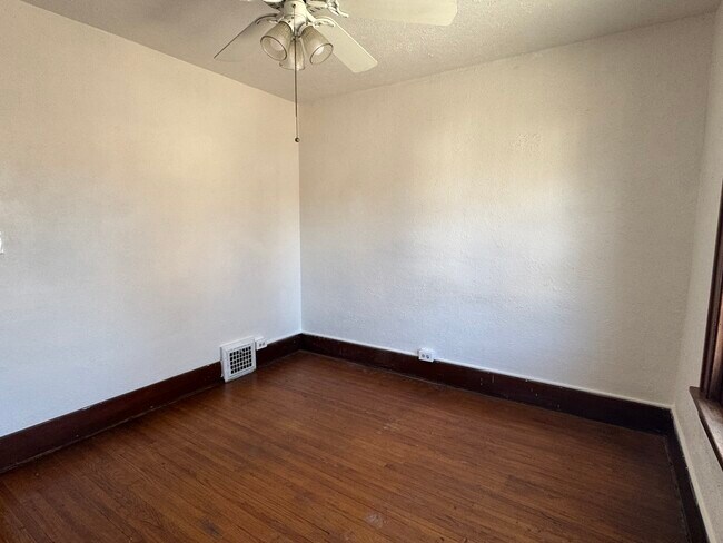 Building Photo - 2207 Wilkes Ave