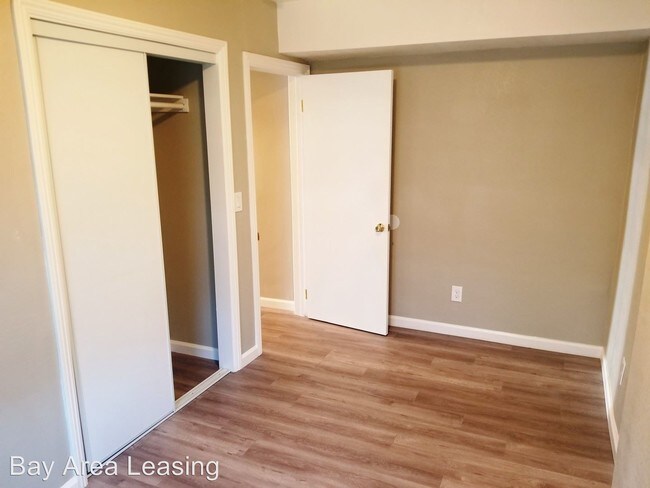 Building Photo - 1239 30th St