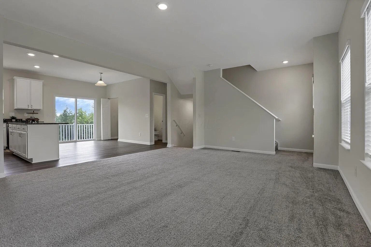 Building Photo - 111 Coyote Willow Dr