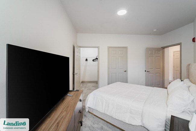 Building Photo - 3031 Eden Ave