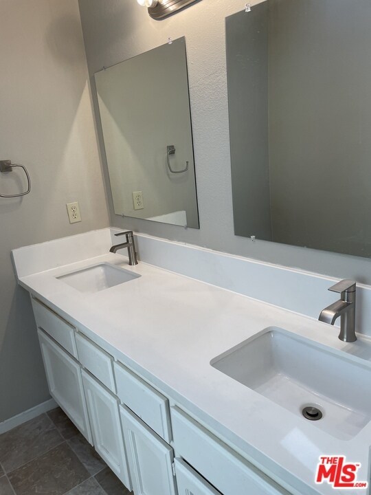 Building Photo - 14304 Culiacan Ave
