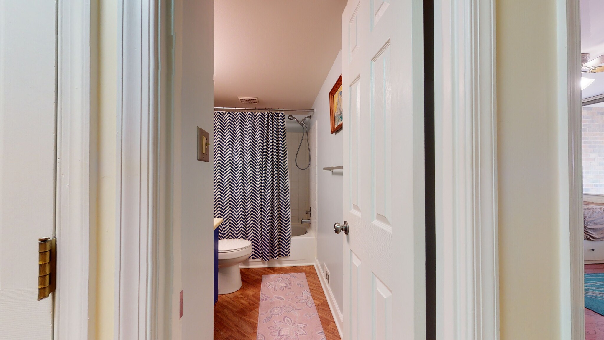 Building Photo - 1635 S Hayes St