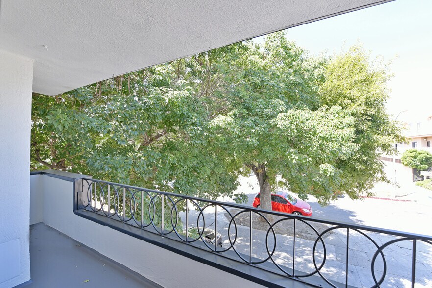 Building Photo - 1436 S Bedford St