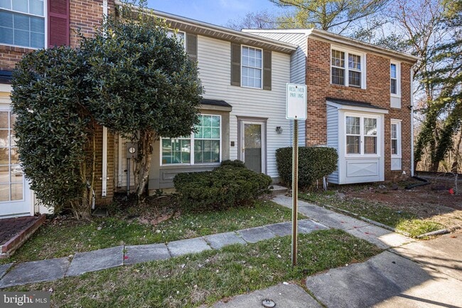 Building Photo - 1635 Forest Park Dr